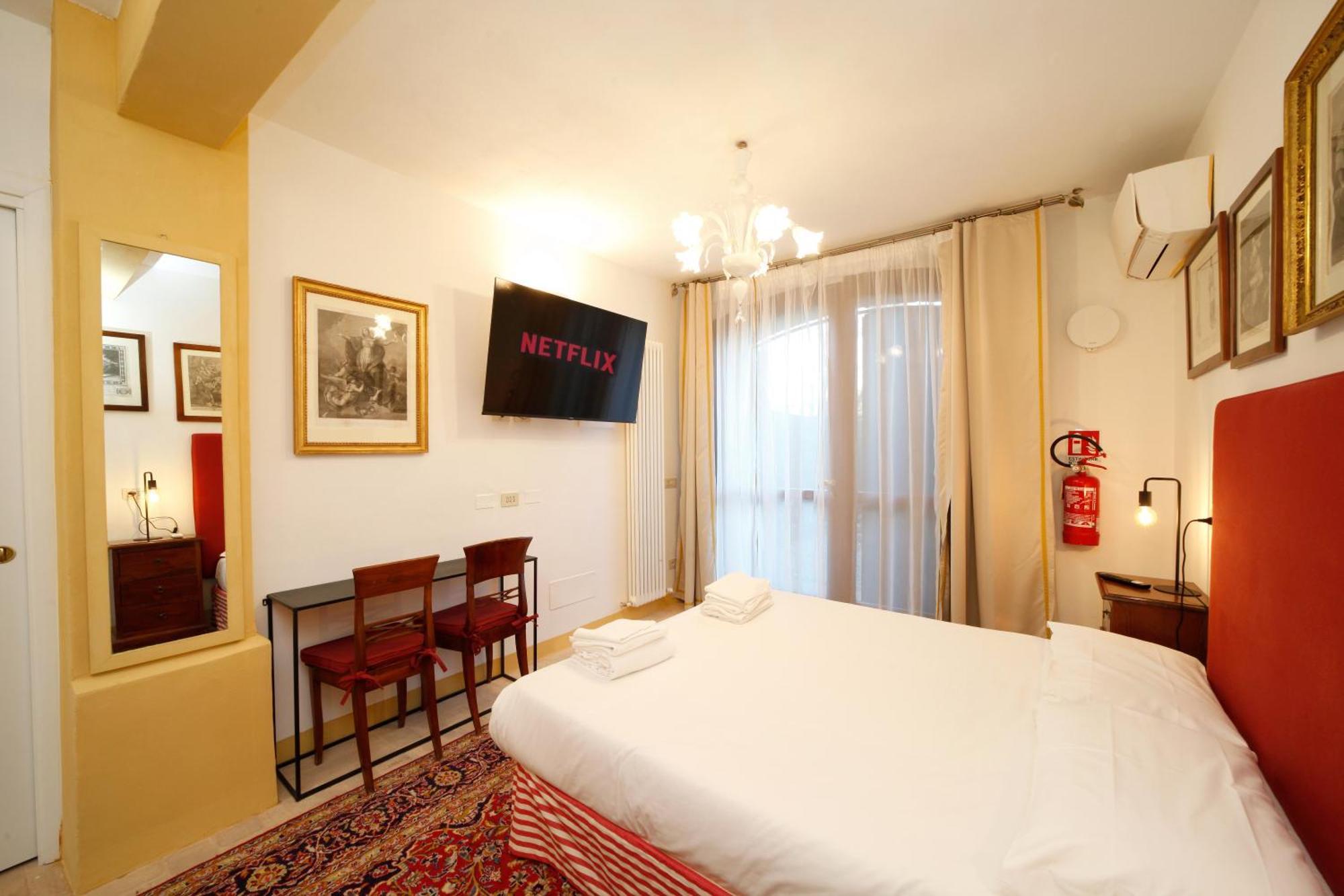 ساسو ماركوني Ca Palazzo Malvasia - Bolognarooms المظهر الخارجي الصورة