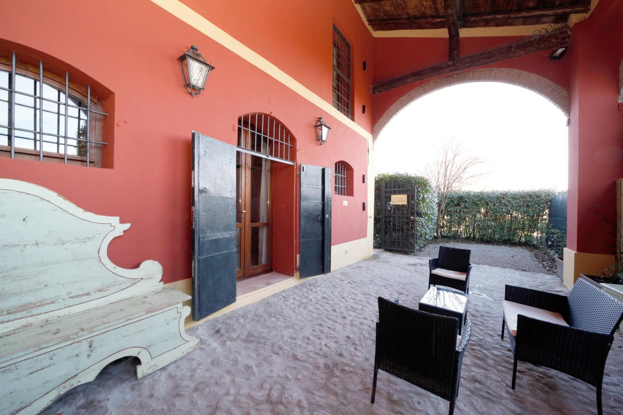 ساسو ماركوني Ca Palazzo Malvasia - Bolognarooms المظهر الخارجي الصورة