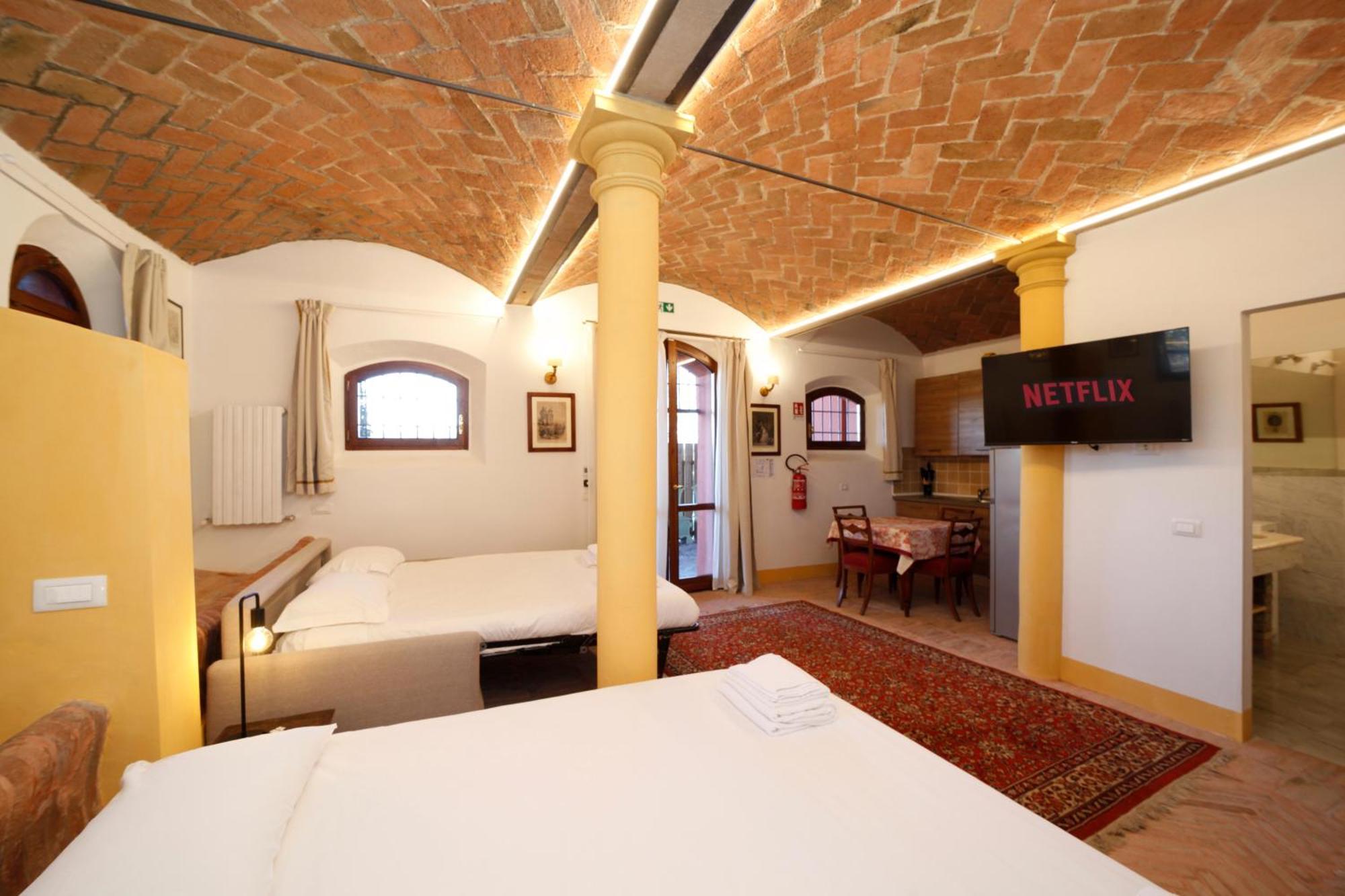 ساسو ماركوني Ca Palazzo Malvasia - Bolognarooms المظهر الخارجي الصورة